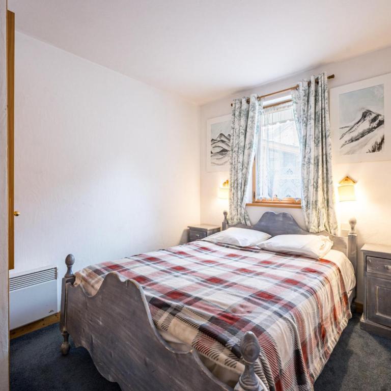 Charmant duplex 4p, 6 pers, parking, au pied des pistes - FR-1-518-92 - Appartement - 12