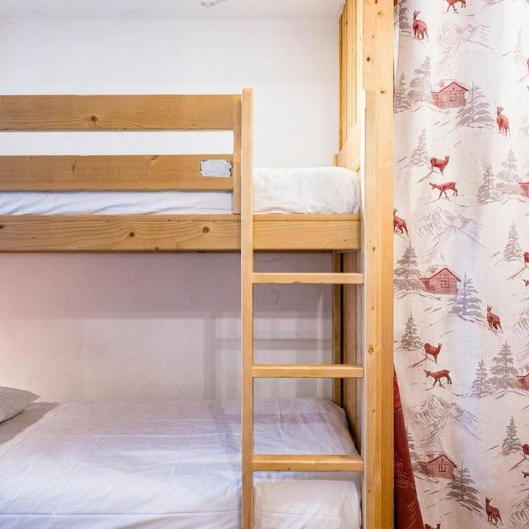 Studio confortable au centre avec balcon - FR-1-518-113 - Studio - 15