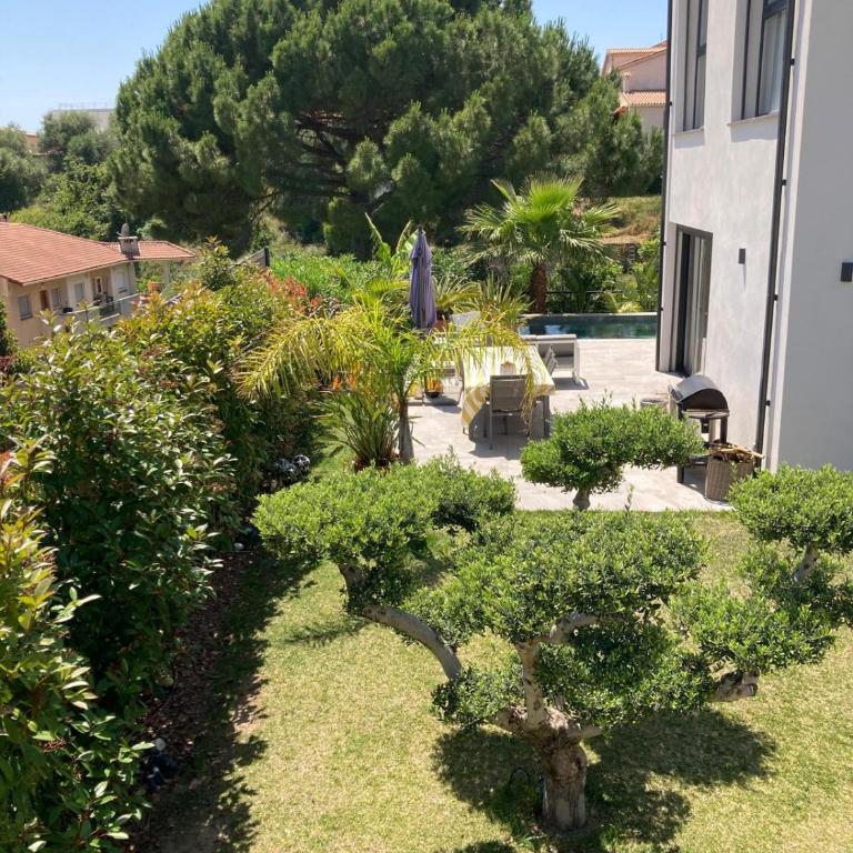 House with pool and sea view in Nice - Villa - Vue sur Mer - 37
