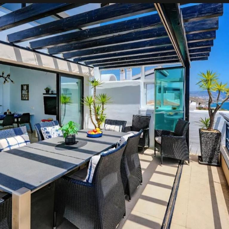 Calaceite Horizon - luxury seafront penthouse - Three-Bedroom Apartment - 8