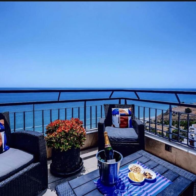 Calaceite Horizon - luxury seafront penthouse - Three-Bedroom Apartment - 24