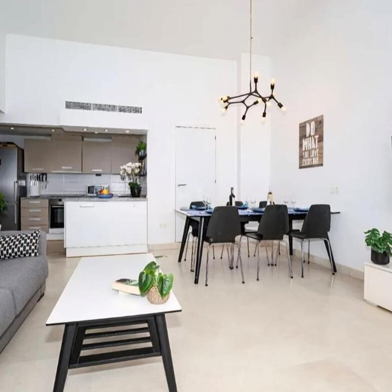 Calaceite Horizon - luxury seafront penthouse - Three-Bedroom Apartment - 29