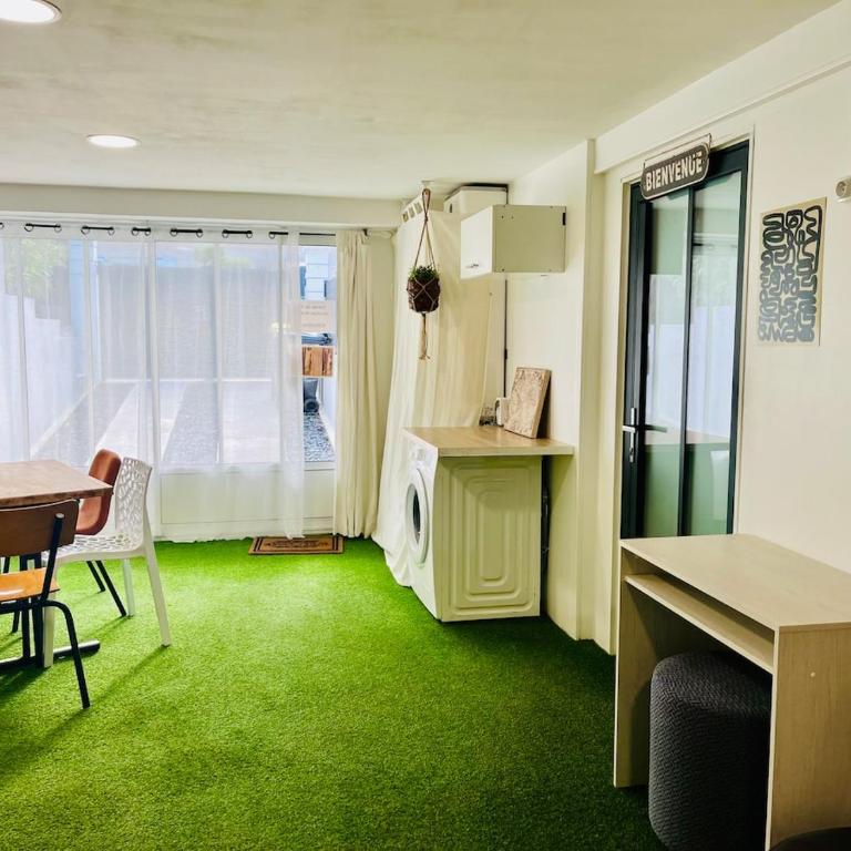 Logement calme avec terrasse sans vis à vis proche centre historique - Appartement 3 Chambres - 16