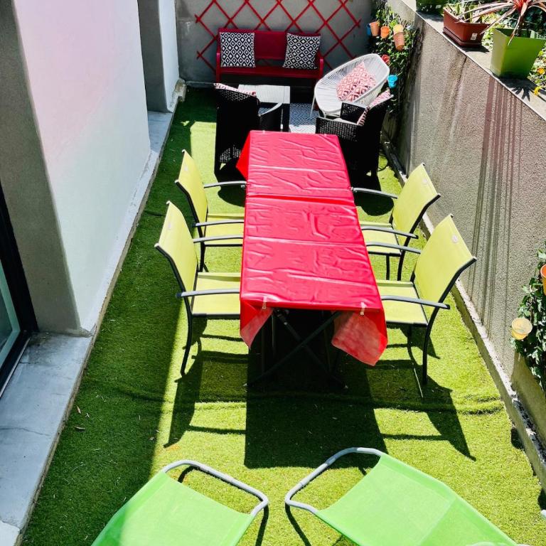 Logement calme avec terrasse sans vis à vis proche centre historique - Appartement 3 Chambres - 13