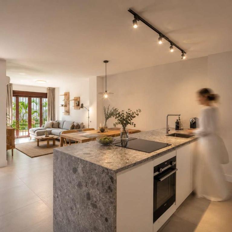 Maestranza Exclusive Townhouse close to Puerto Banus with BBQ Pool - Apartment - 1