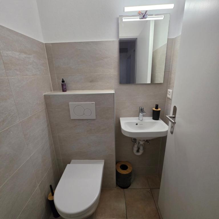 Diana 1 appartement spacieux 5 pièces - Apartment mit 4 Schlafzimmern und einem Balkon - 34