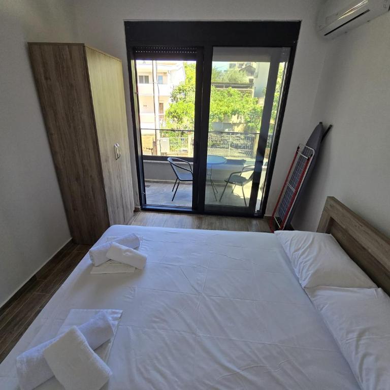 Arumba - One-Bedroom Apartment - 10