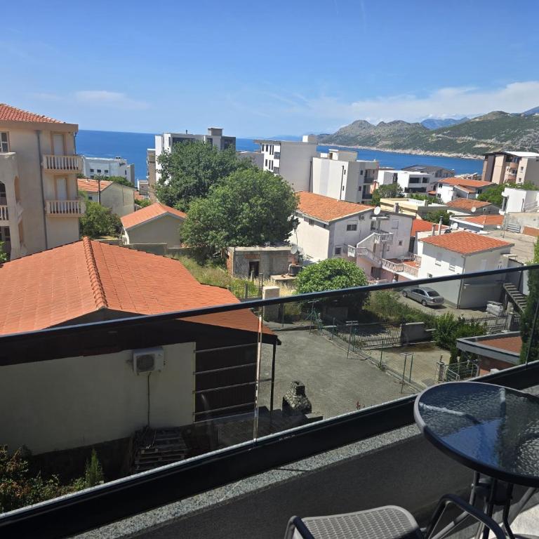 Arumba - One-Bedroom Apartment - 16