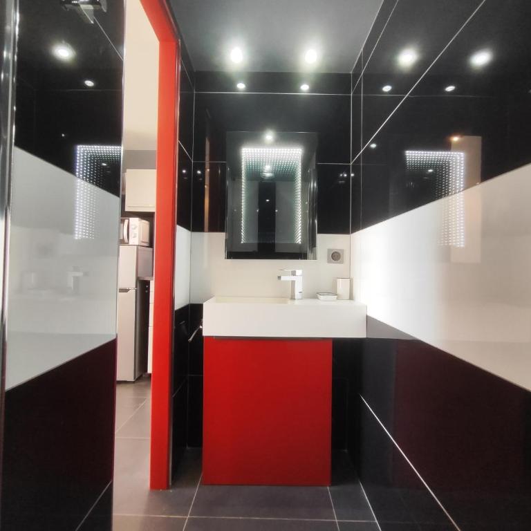 Studio 383, Port Nature 3 au village naturiste - One-Bedroom Apartment - 8