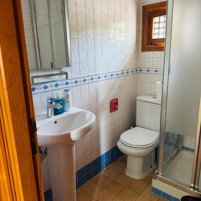 ULLAL - Rural Charm-AGRITOURISM approx 65000 meters PLUS PRIVATE MOUNTAIN villa and Outdoor Adventure Agritourism Apartment EQUIPATED - Private Mountain Path approximately 5 minutes walking from the beach -Ideal for relaxation - Appartamento con 1 Camera da Letto - 12
