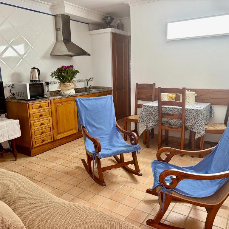 ULLAL - Rural Charm-AGRITOURISM approx 65000 meters PLUS PRIVATE MOUNTAIN villa and Outdoor Adventure Agritourism Apartment EQUIPATED - Private Mountain Path approximately 5 minutes walking from the beach -Ideal for relaxation - Appartamento con 1 Camera da Letto - 11