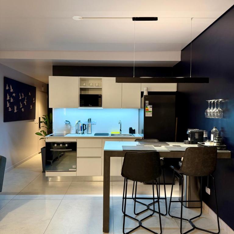 Foster Studio - Park 7 - One-Bedroom Apartment - 16