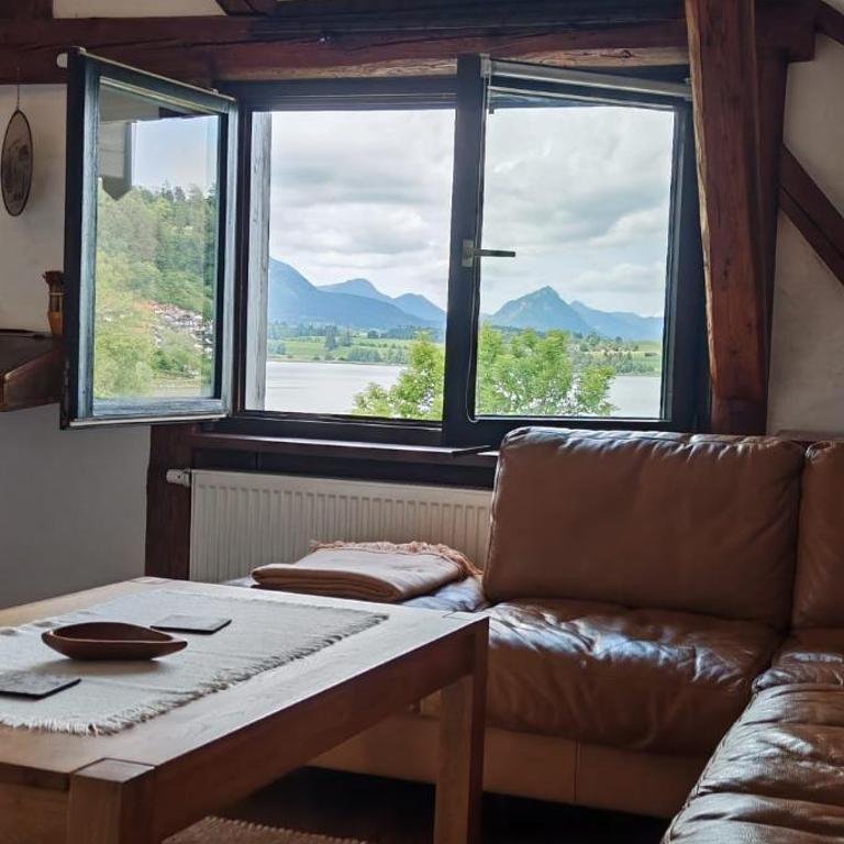 Direkt am Hopfensee- große Ferienwohnung - Apartment mit 1 Schlafzimmer - 35