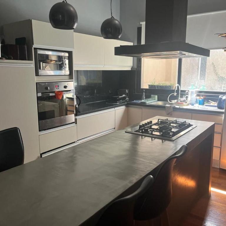 Devoto Live - Three-Bedroom House - 4