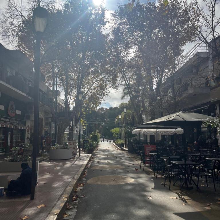 Devoto Live - Three-Bedroom House - 14