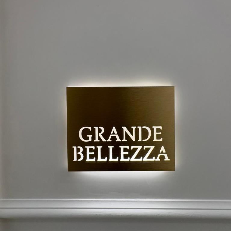 Live in Gaeta - Two-Bedroom Apartment with Terrace and Sea View - 18