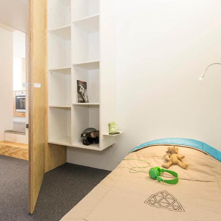Appartement rénové 3 pièces, ski aux pieds, balcon - FR-1-346-324 - Appartement - 15