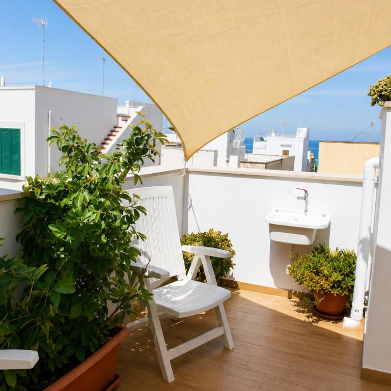 Casa Viola -Locazione Breve - Appartamento con Balcone e Vista Mare - 43