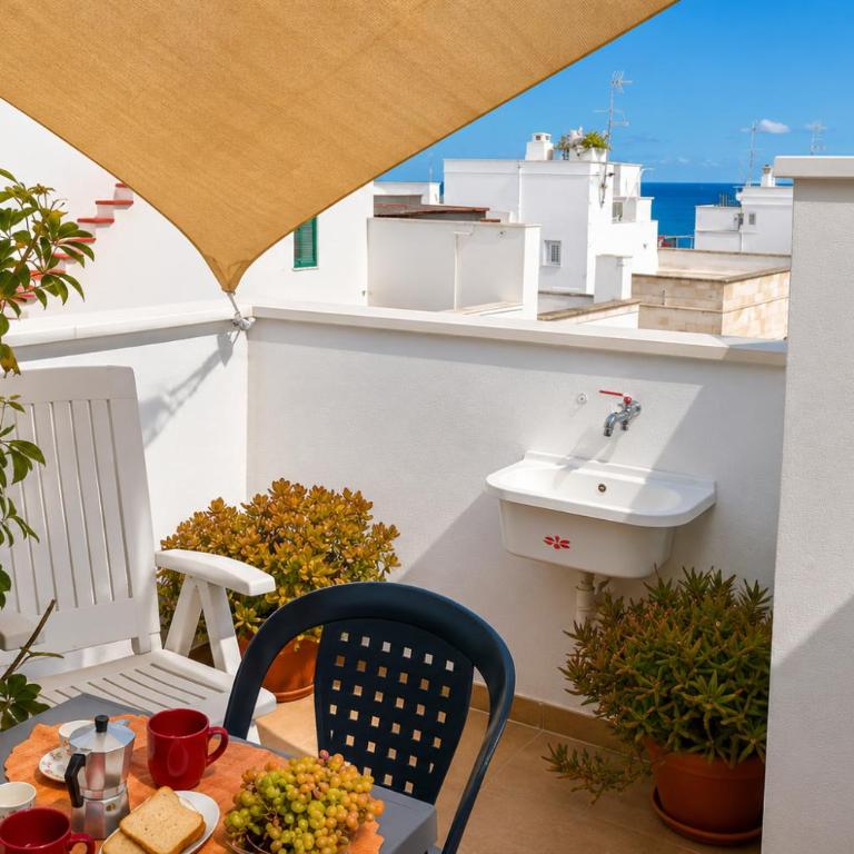 Casa Viola -Locazione Breve - Appartamento con Balcone e Vista Mare - 29