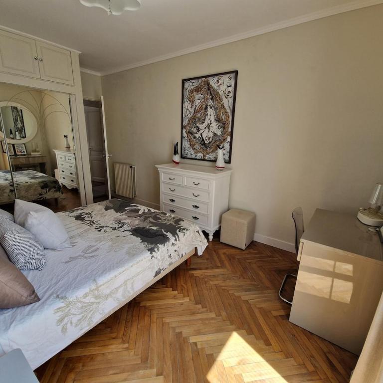 Spacious appartment in Beaulieu - Appartement 2 Chambres - 3