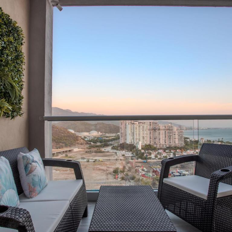 Moderno Apto de Lujo con Balcon Cerca del Mar con 2Hab - Two-Bedroom Apartment - 42