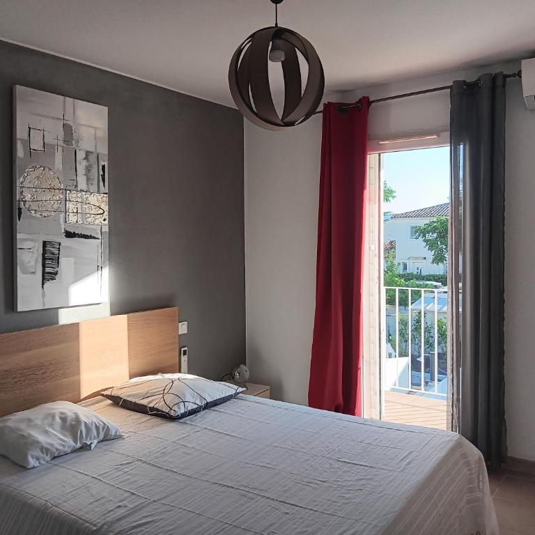 villa camargue - Three-Bedroom House - 7