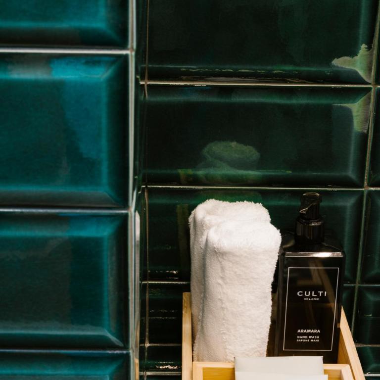Palazzo Firenze Luxury Rooms - Camera King - 6
