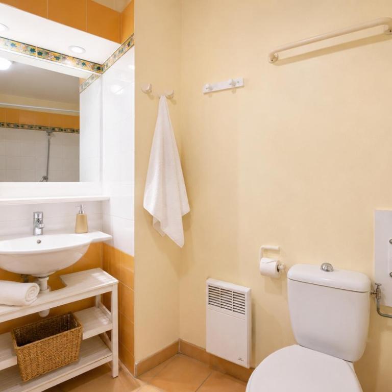 Pool and Sea View, Beach Access, Parking by White House - Appartement 1 Chambre - 11