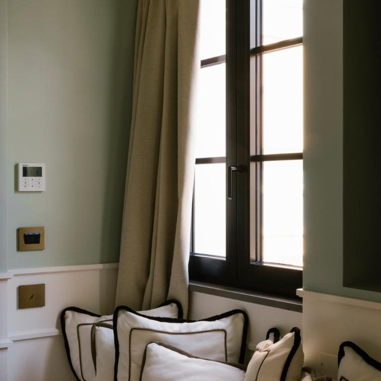 Palazzo Firenze Luxury Rooms - Suite - 6
