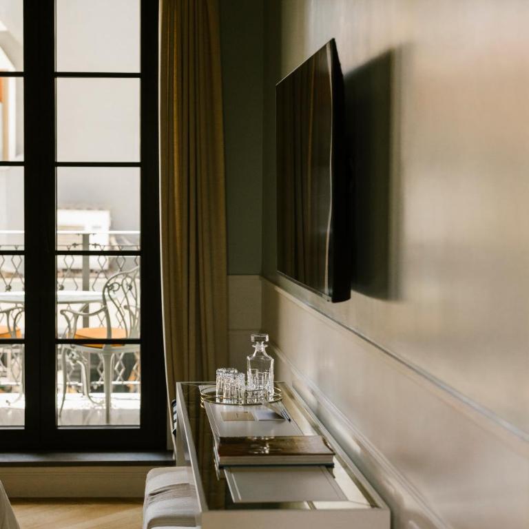 Palazzo Firenze Luxury Rooms - Suite - 11