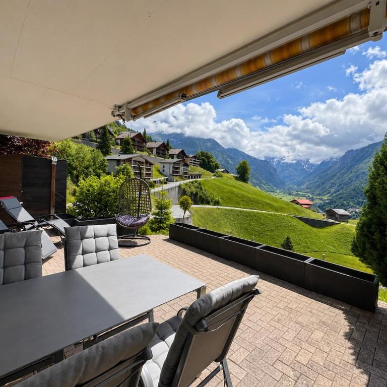 Moderne Wohnung mit sonniger Terrasse, Blick auf die Berge und das Engelbergertal - Apartment mit 1 Schlafzimmer - 1