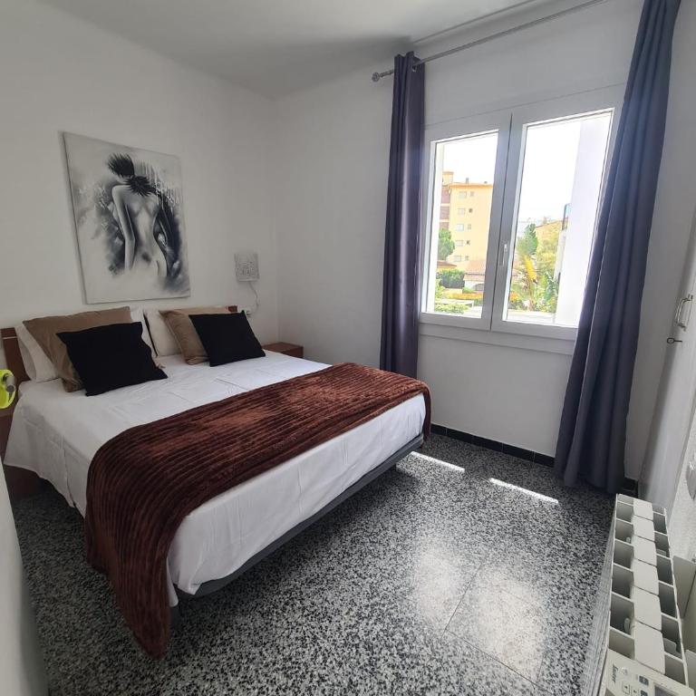 Apartament Santa Margarida - Appartement 3 Chambres - 16