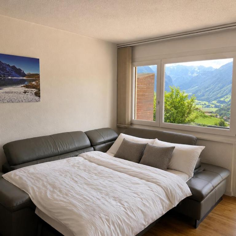Moderne Wohnung mit sonniger Terrasse, Blick auf die Berge und das Engelbergertal - Apartment mit 1 Schlafzimmer - 10