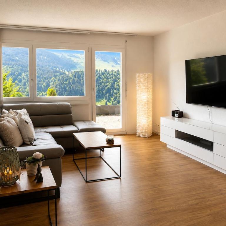 Moderne Wohnung mit sonniger Terrasse, Blick auf die Berge und das Engelbergertal - Apartment mit 1 Schlafzimmer - 2
