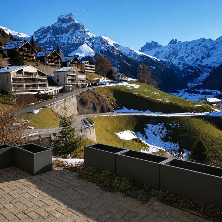 Moderne Wohnung mit sonniger Terrasse, Blick auf die Berge und das Engelbergertal - Apartment mit 1 Schlafzimmer - 18