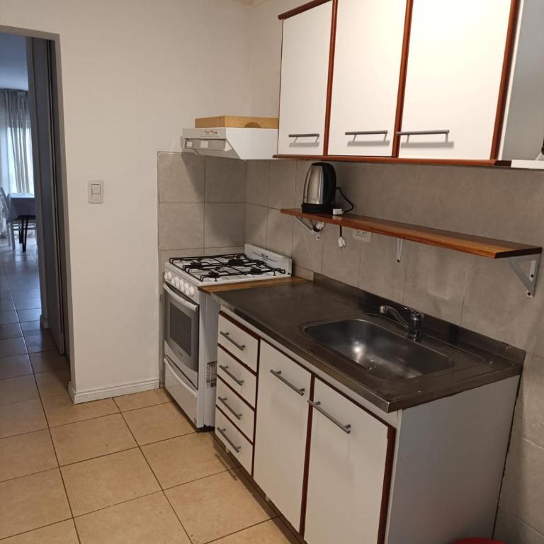 Departamento 2 habitaciones céntrico con cochera - Apartamento de 2 dormitorios - 9
