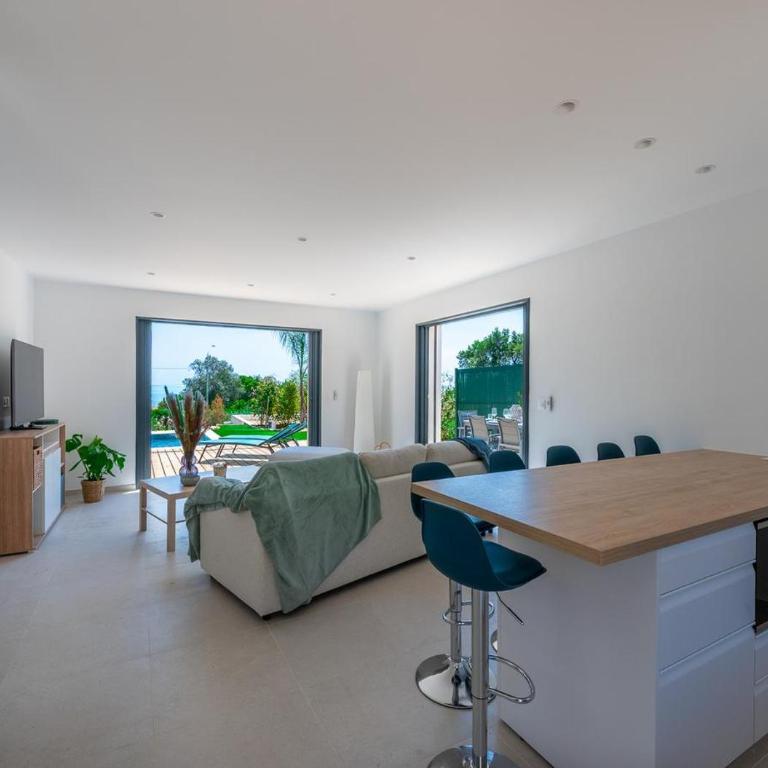 Villa MAU, contemporary sea view in Les Issambres - Villa 3 Chambres - 9