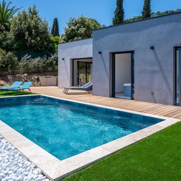 Villa MAU, contemporary sea view in Les Issambres - Villa 3 Chambres - 30