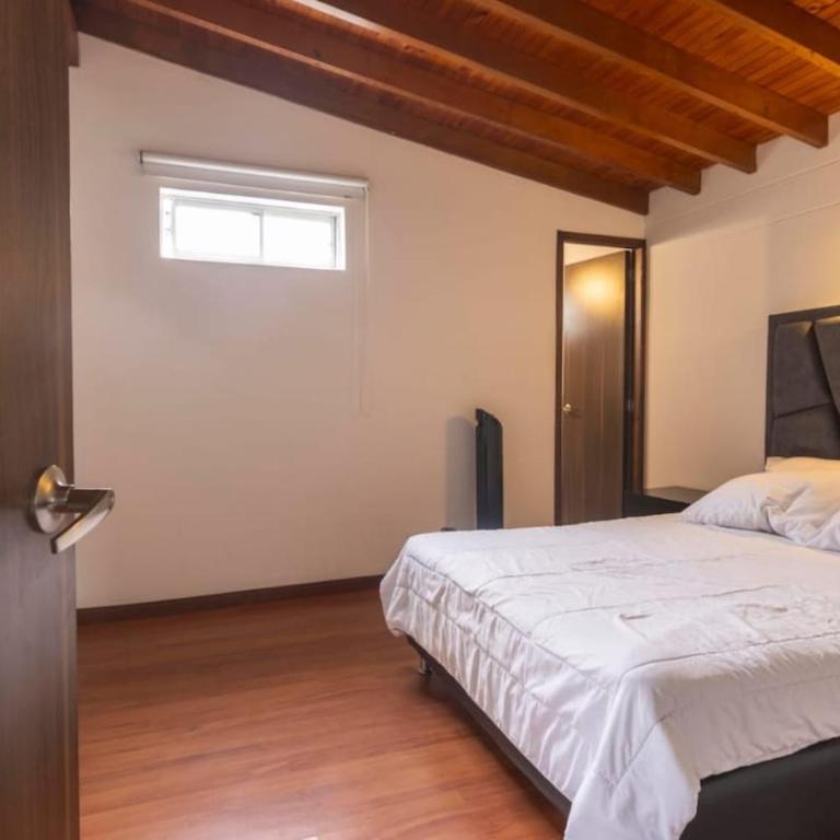 Duplex con AC en Laureles - Two-Bedroom Apartment - 11