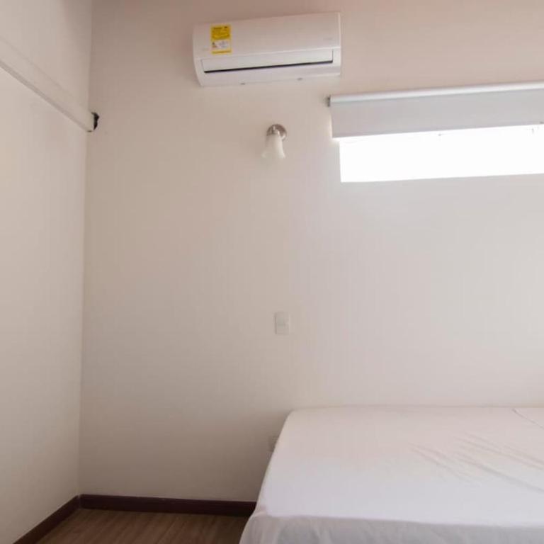 Duplex con AC en Laureles - Two-Bedroom Apartment - 7