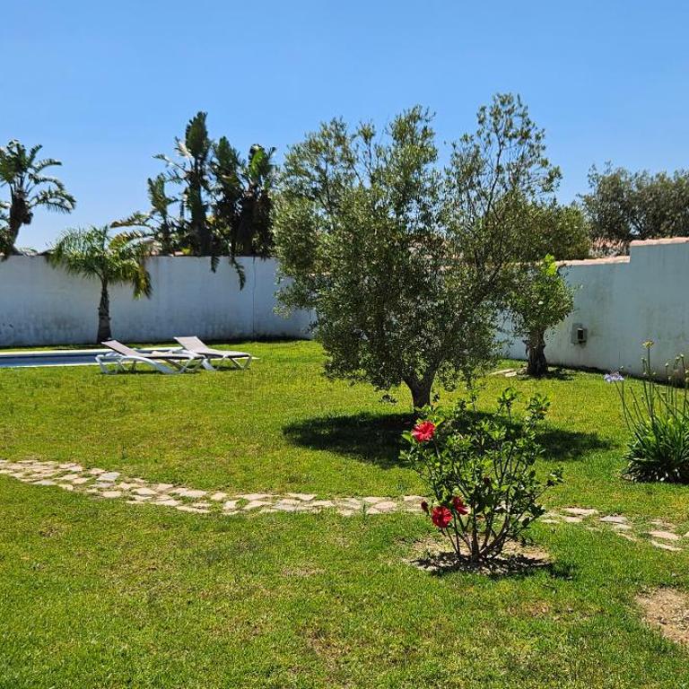 Las Casitas de la Barrosa con jardín y piscina - Maison de Vacances - 55