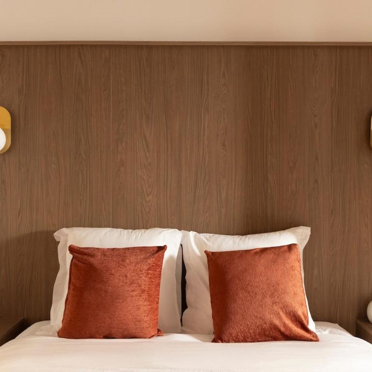 Cosy Appt 1BR AC Opera - Two-Bedroom Apartment - 7