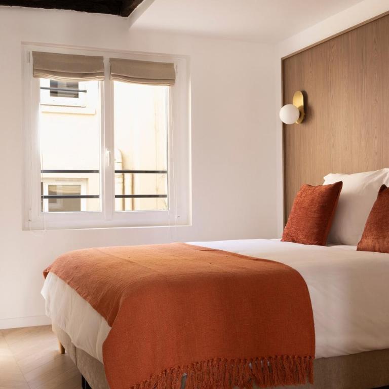 Cosy Appt 1BR AC Opera - Two-Bedroom Apartment - 13