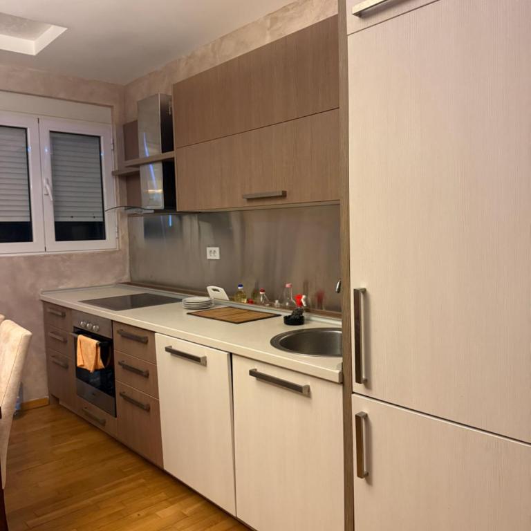 Swimming pool apartment - One-Bedroom Apartment - 8