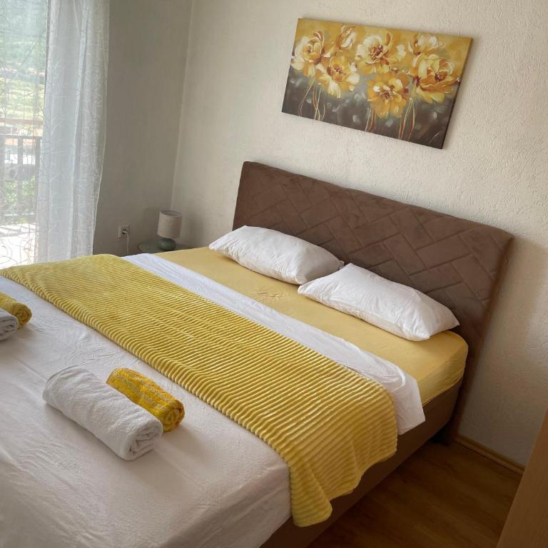 Apartment Rest Mostar Zalik - Three-Bedroom Apartment with Balcony - 10
