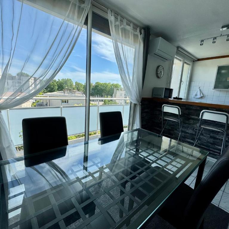 Appartement Port Marianne Montpellier - Apartamento de 2 dormitorios - 2