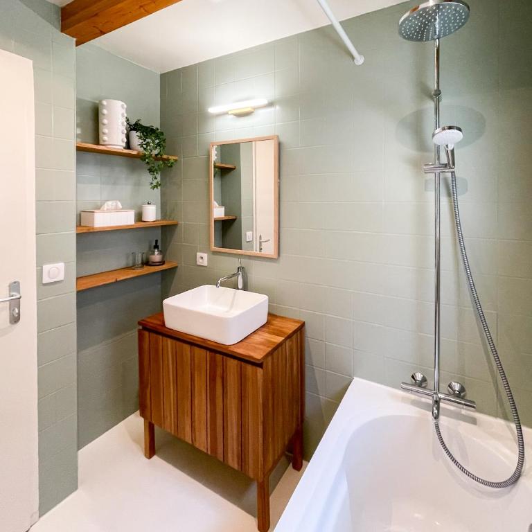 Chambre d'hôtes à Biarritz - Chambre Simple - Vue sur Jardin - 5
