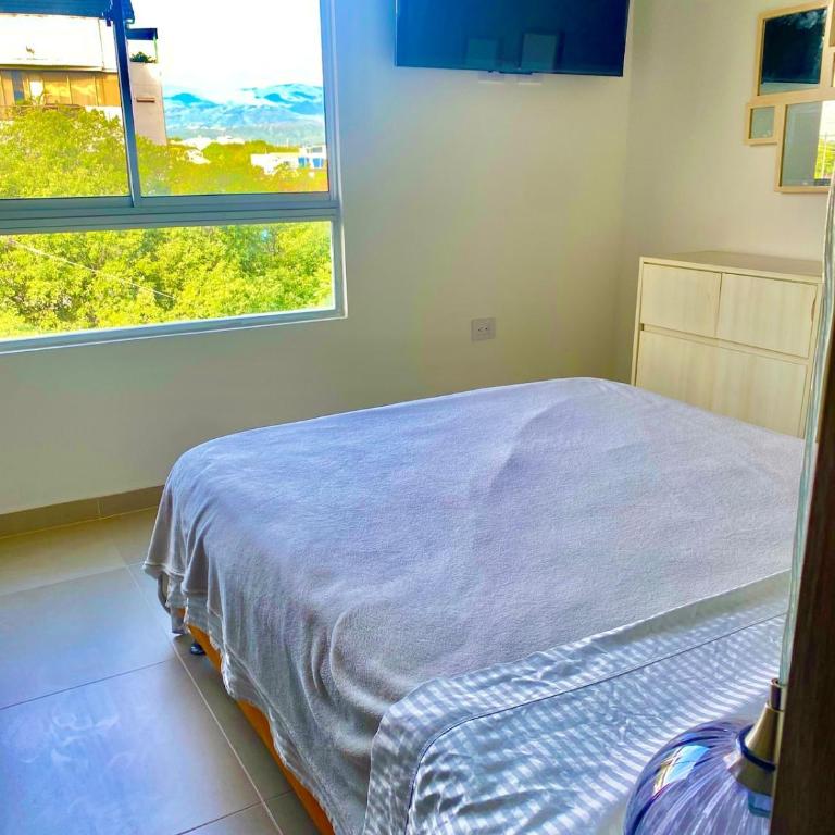 Elegant and central - Two-Bedroom Apartment - 3