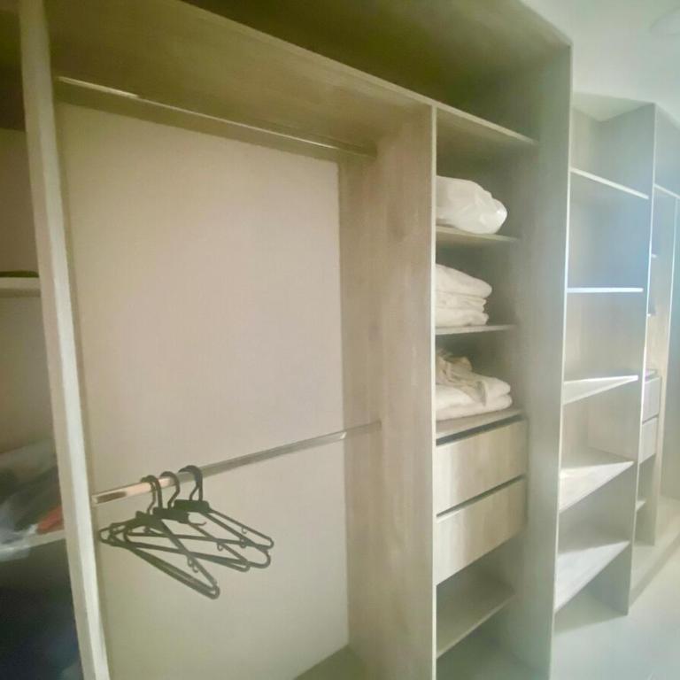 Elegant and central - Two-Bedroom Apartment - 7