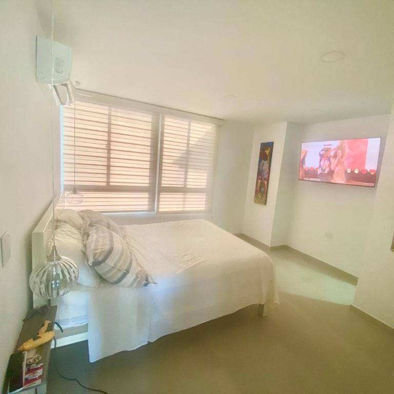 Elegant and central - Two-Bedroom Apartment - 8